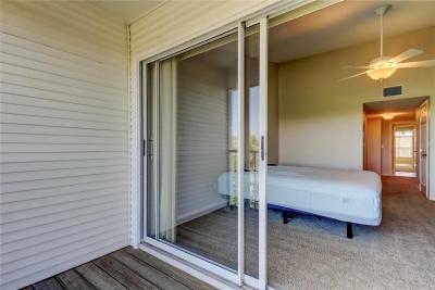 Step inside this BEAUTIFUL 3 bedroom, 3 bath, Move-in-Ready townhome situated near the Intracoastal Waterway in the highly sought-after, park-like setting of the Tara Cay South community. - Image# 15